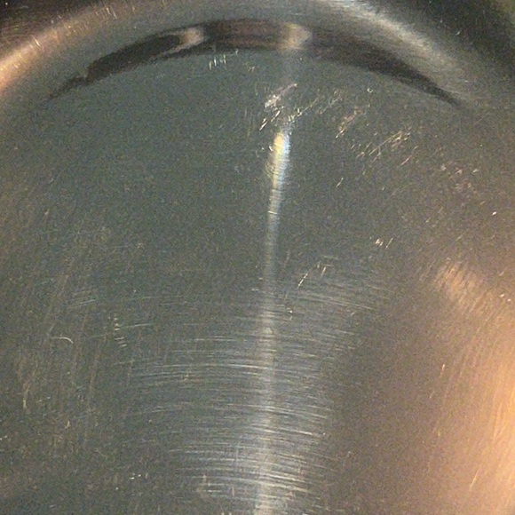 stainless steel & matte “yellow sunrise” 1.5, 3 & 5 quart set of 3 bowls-NWT - Picture 15 of 16